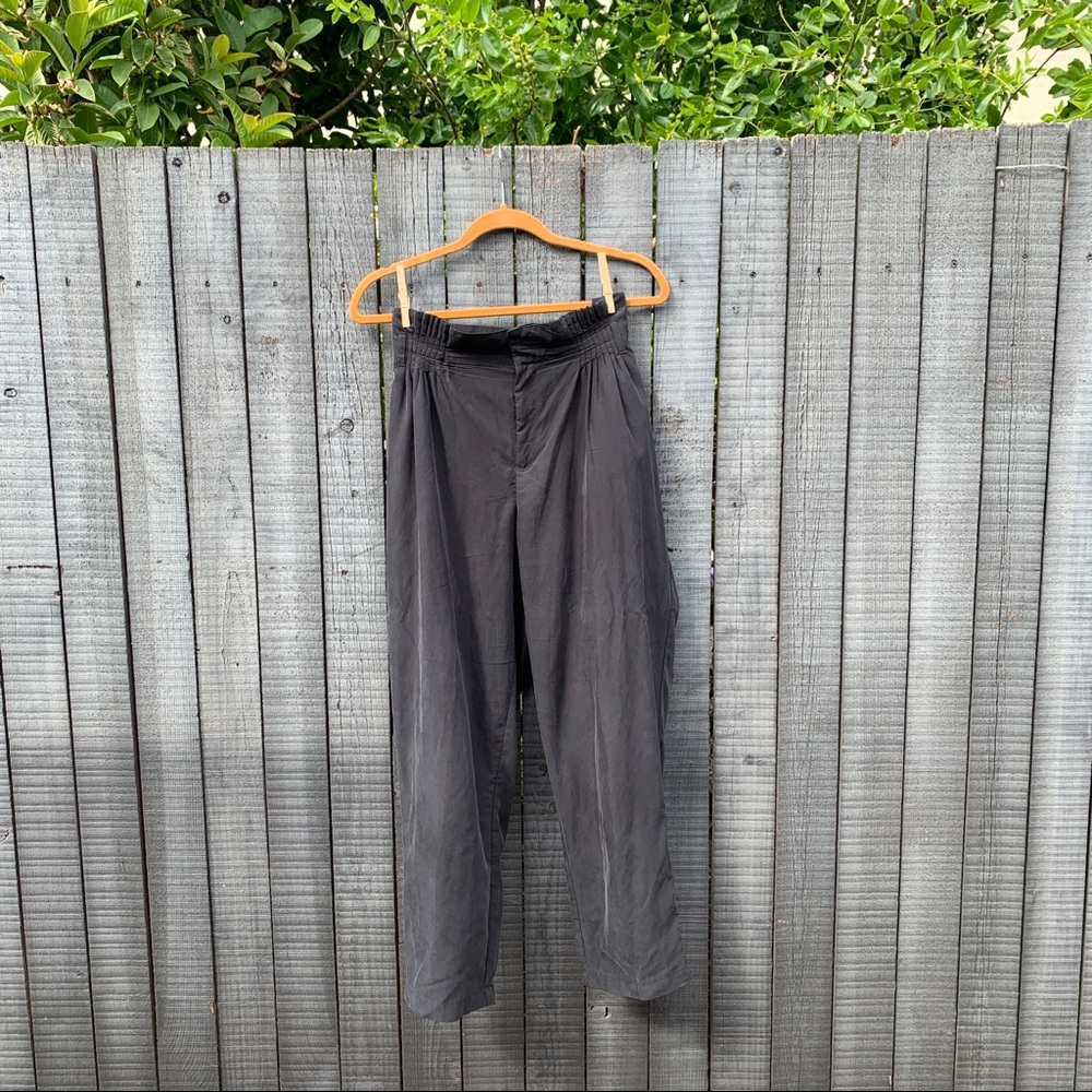 [Silence + Noise] High Waist Crop Pants Grey Sz. 12